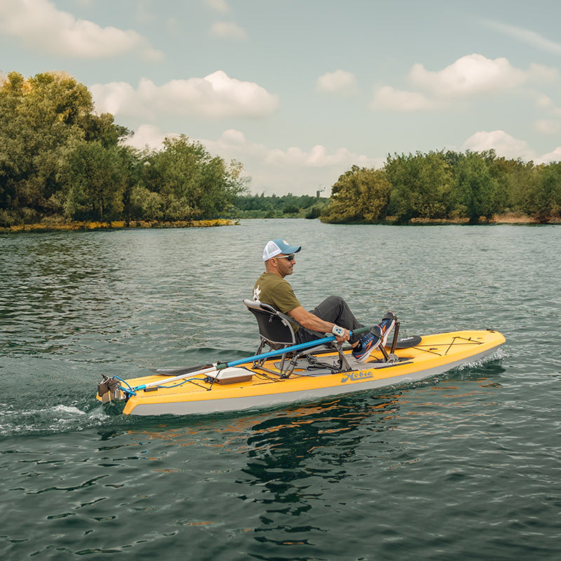 Man using Bixpy K-1 to power Hobie mirage