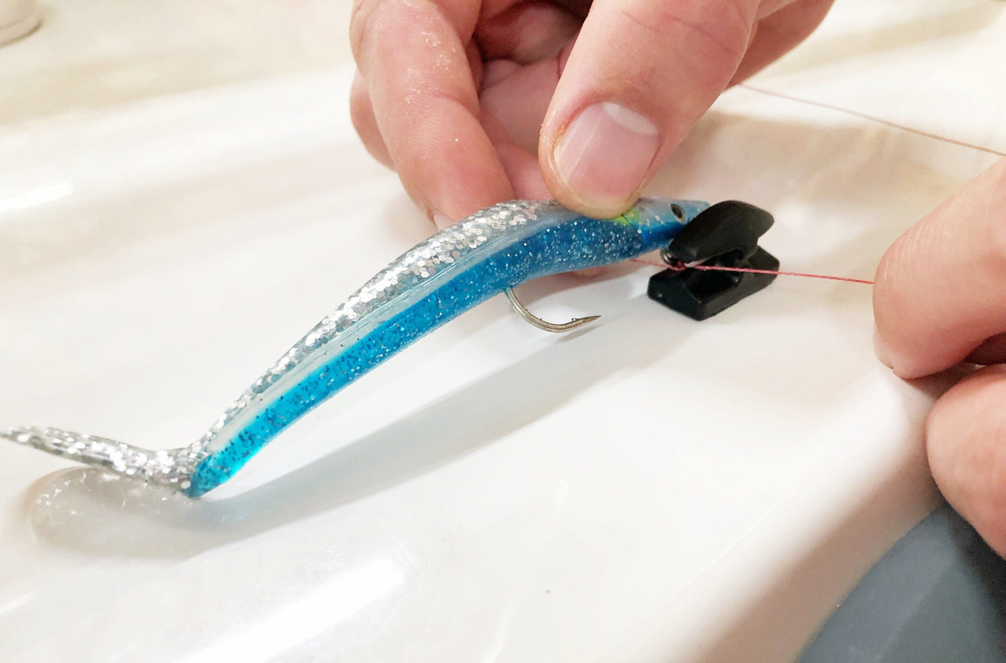 Line Cutterz™ Ceramic Blade Peel &amp; Stick Cutter – The Ultimate Hands-Free Fishing Line Cutter