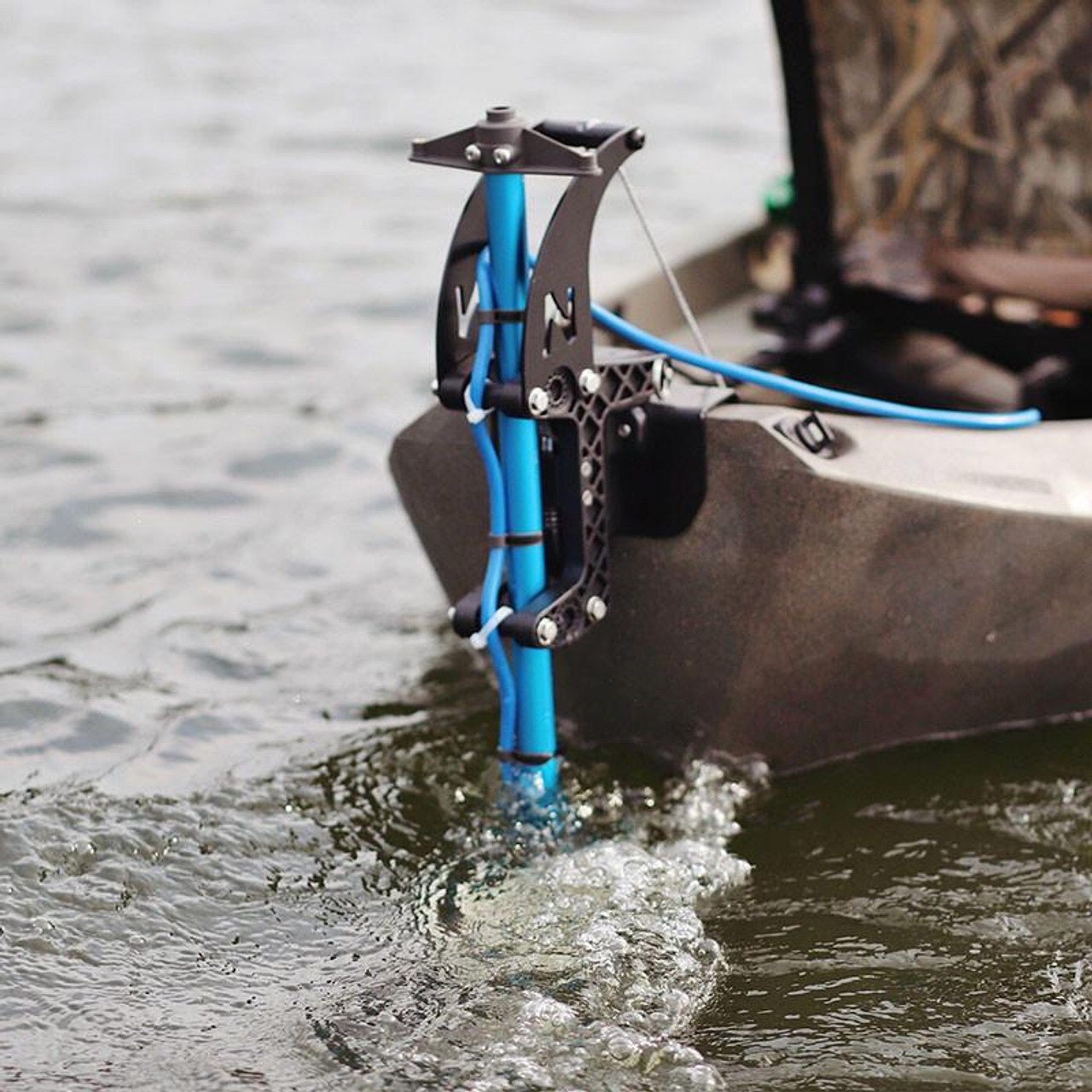 Bixpy NuCanoe® QuickConnect™ Motor Shaft in action in the water