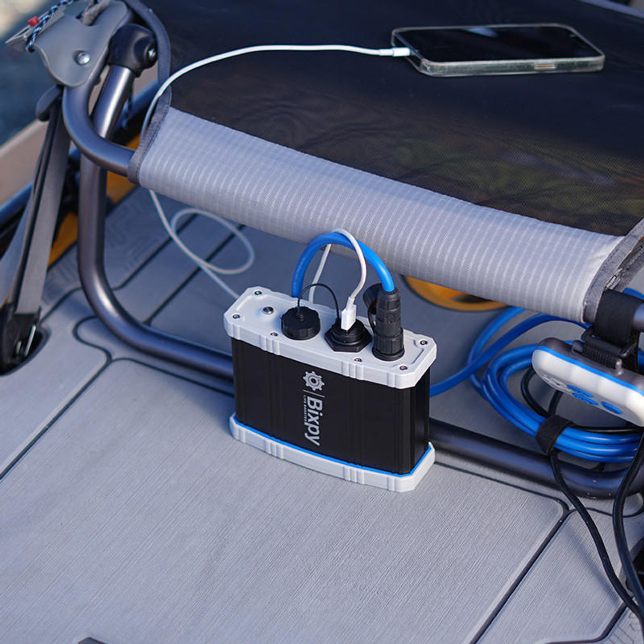 New Bixpy PP-77-AP 12V and USB Outdoor Battery on a watercraft